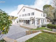 Maison 7 pièces 350 m²