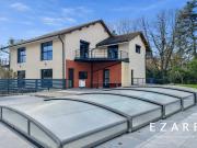 Maison 7 pièces 357 m²