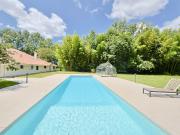 Maison 7 pièces 372 m²