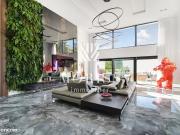 Maison 7 pièces 400 m² Maison 7 pièces 400 m²