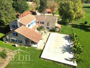 Maison 7 pièces 416 m²