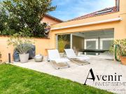 Maison 7 pièces 432 m²