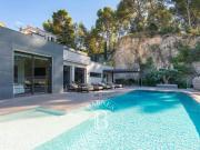 Maison 7 pièces 480 m²