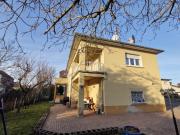 Maison 11 pièces 240 m²