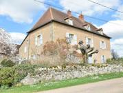 Maison avec piscine et jardin