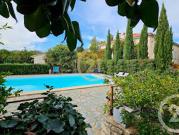 Maison avec piscine et jardin
