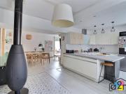 Maison 8 pièces 143 m²