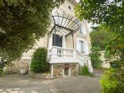 Maison 8 pièces 170 m²