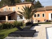 Maison 8 pièces 207 m²