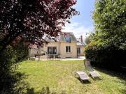 Maison 8 pièces 180 m²