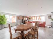 Maison 8 pièces 194 m²