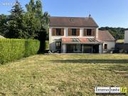Maison 8 pièces 201 m²