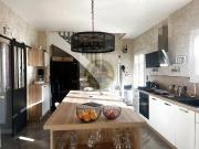 Maison 8 pièces 195 m²