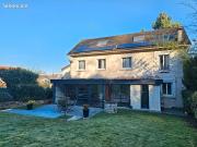 Maison 8 pièces 196 m²