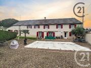 Maison 8 pièces 197 m²