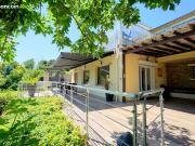 Maison 8 pièces 197 m²