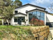 Maison 8 pièces 198 m²