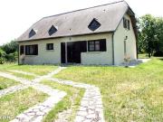 Maison 8 pièces 198 m²