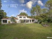 Maison 8 pièces 199 m²