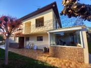 Maison 8 pièces 200 m²