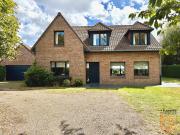 Maison 8 pièces 200 m²