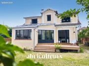 Maison 8 pièces 200 m²