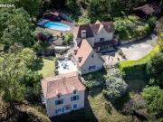 Maison 8 pièces 200 m²