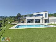 Maison 8 pièces 201 m²