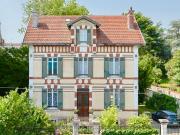 Maison 8 pièces 202 m²