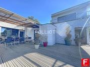 Maison 8 pièces 202 m²