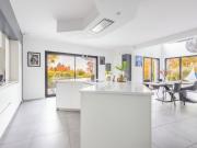 Maison 8 pièces 202 m²