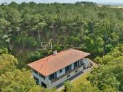 Maison 8 pièces 202 m²