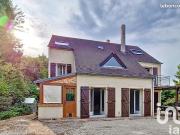 Maison 8 pièces 203 m²