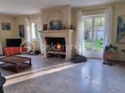 Maison 8 pièces 203 m²