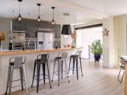 Maison 8 pièces 205 m²