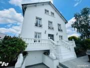 Maison 8 pièces 205 m²