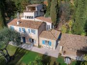 Maison 8 pièces 207 m²