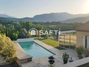 Maison 8 pièces 208 m²