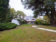 Maison 8 pièces 210 m²