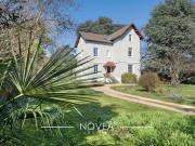 Maison 8 pièces 210 m²