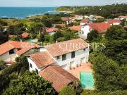 Maison 8 pièces 210 m²