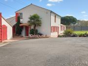 Maison 8 pièces 210 m²