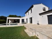 Maison 8 pièces 211 m²