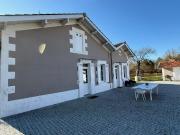 Maison 8 pièces, 211 m² à louer à Le Barp 33114 Maison 8 pièces, 211 m² à louer à Le Barp 33114