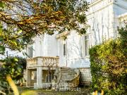 Maison 8 pièces 213 m²