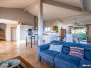 Maison 8 pièces 213 m²