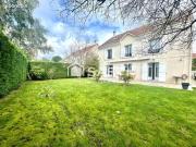 Maison 8 pièces 214 m²