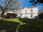 Maison 8 pièces 215 m²