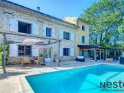 Maison 8 pièces 215 m²