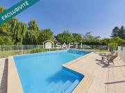 Maison 8 pièces 215 m²